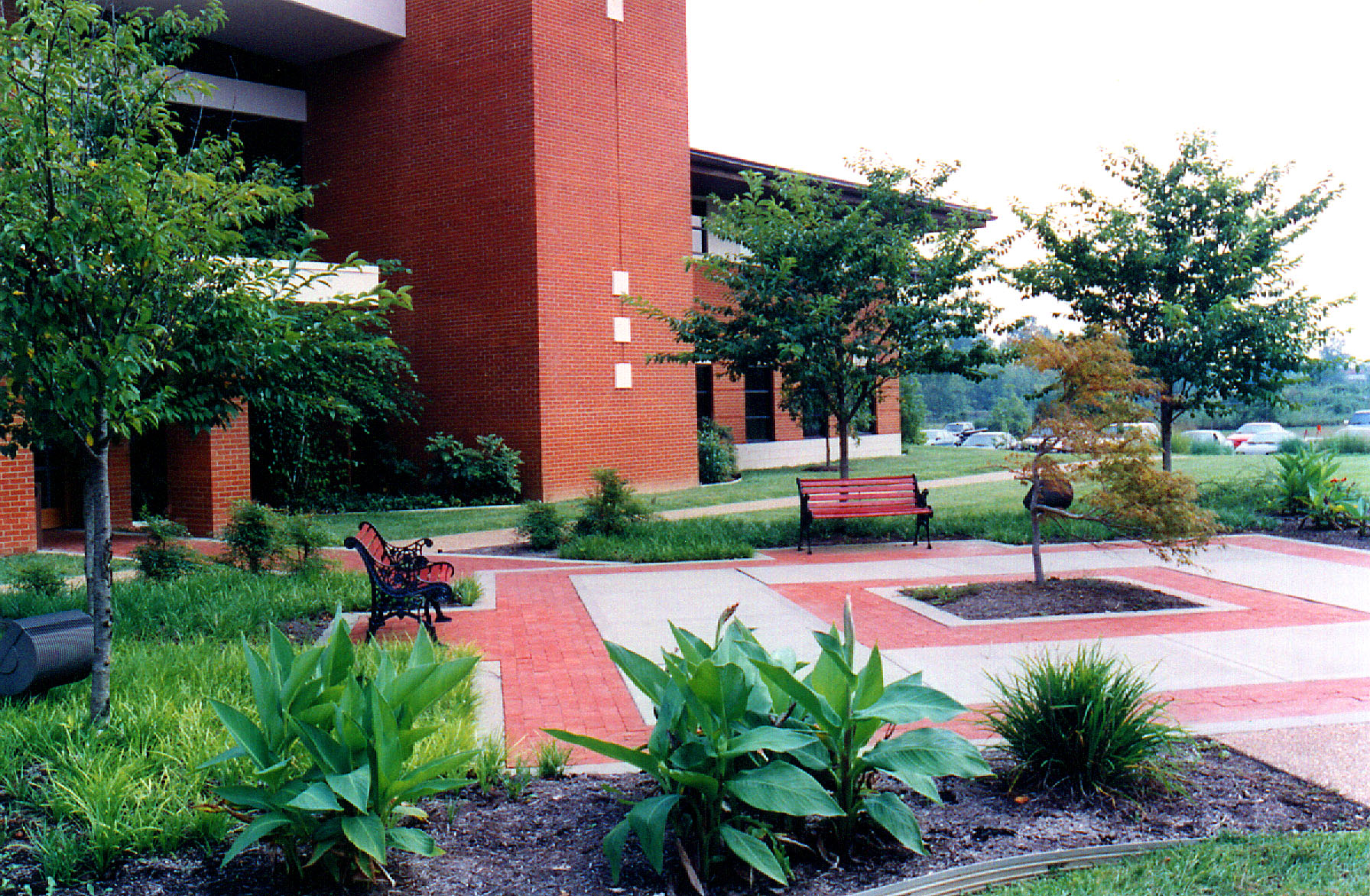 Cracker Barrel Old Country Stores Corporate Headquarters Lose Design